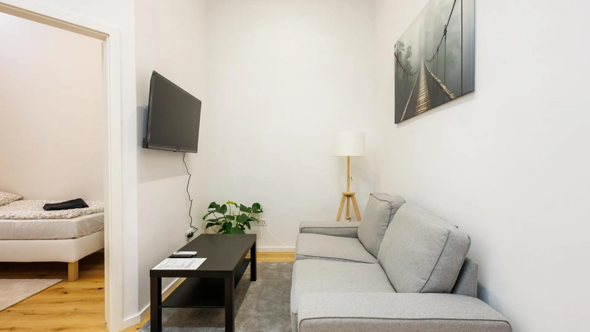 Top Apart Close To City Center فيينا